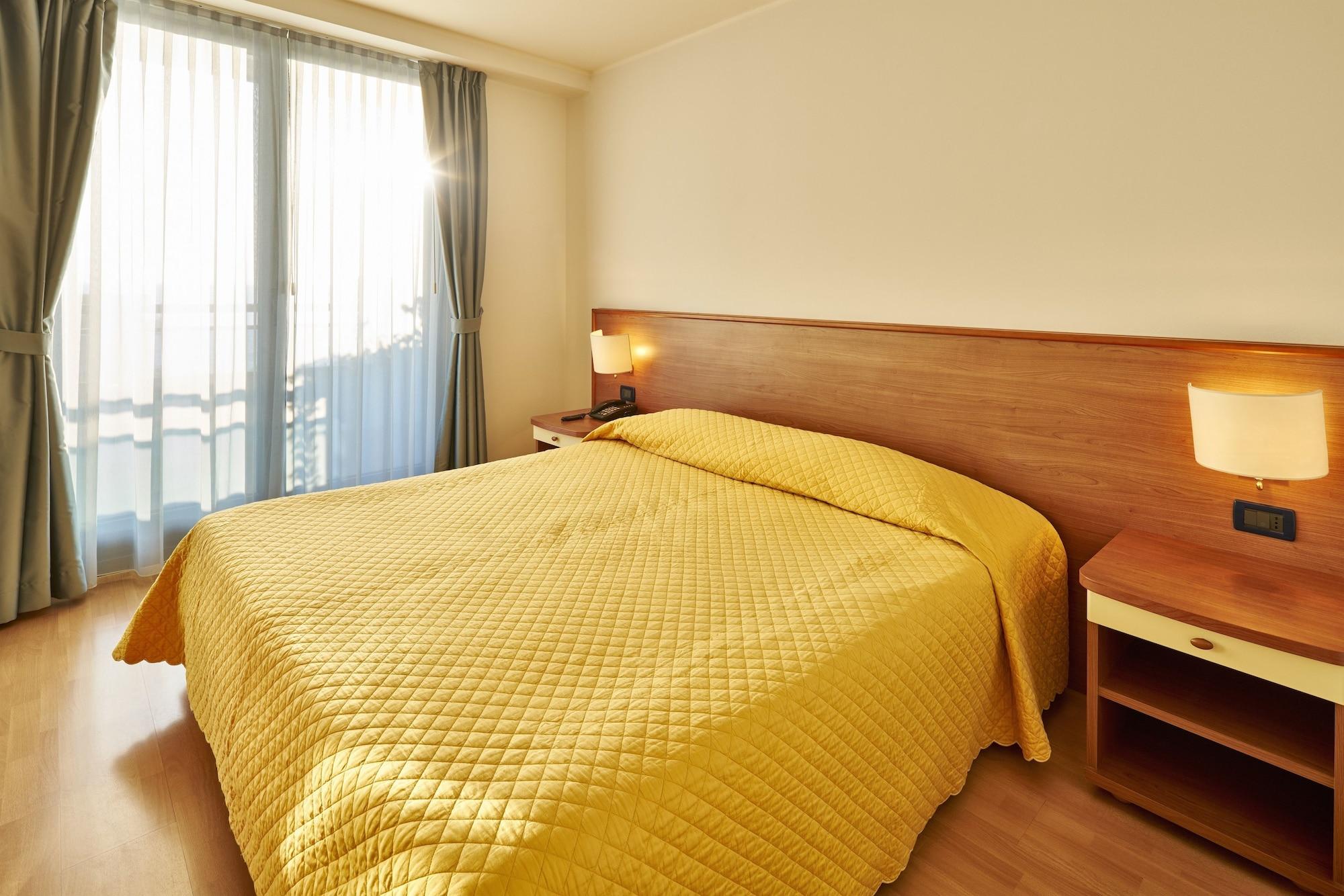 Hotel Fonzari Grado Buitenkant foto